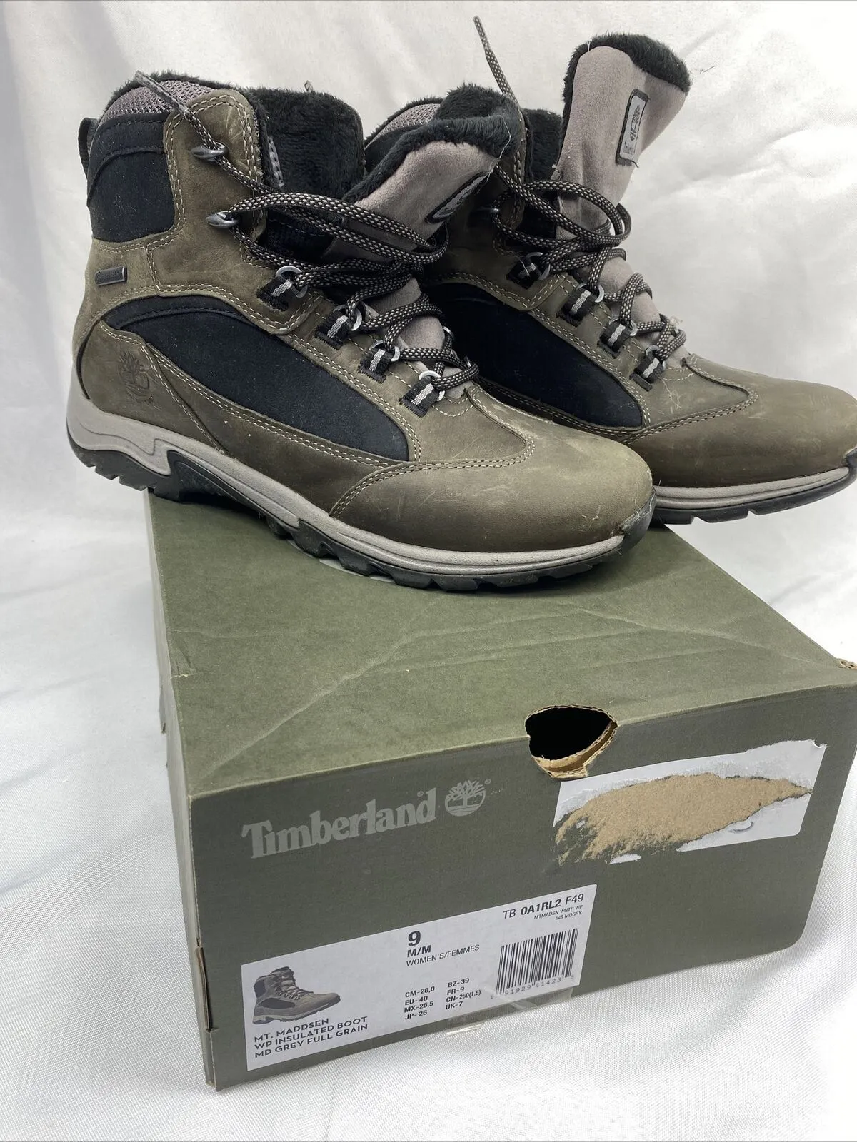 9 WOMEN'S MT. MADDSEN WATERPROOF WINTER HIKING BOOT GREY