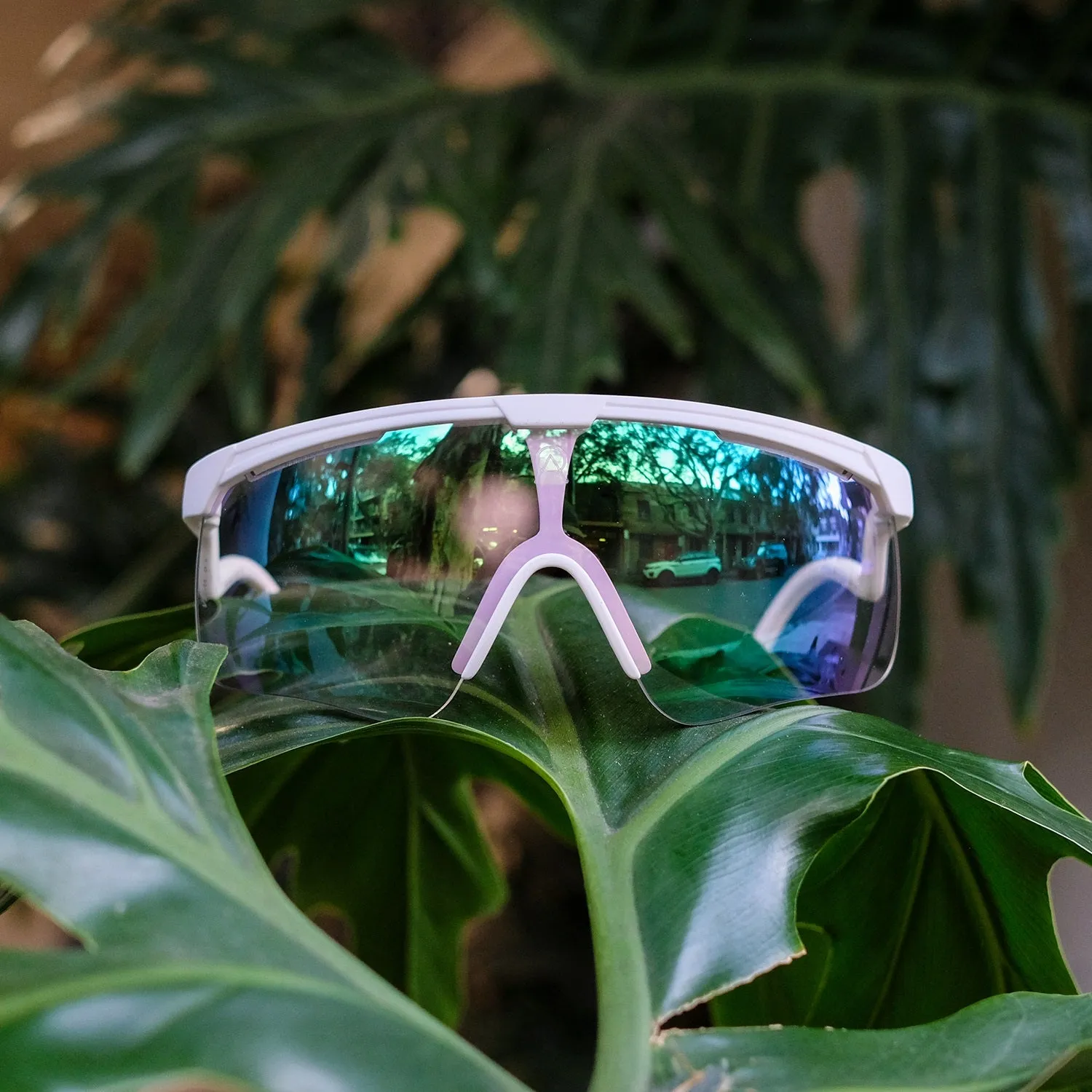 Alba Optics Delta - White (VZUM BTL Photochromatic Lens)