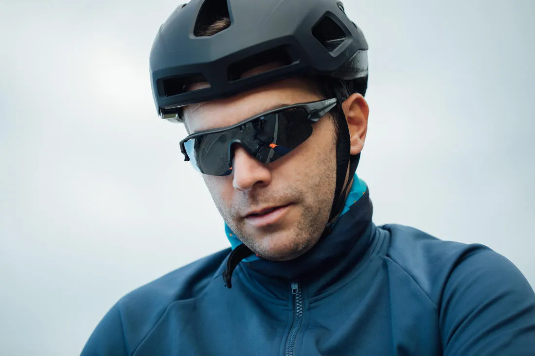 RoadR 100 Cycling Helmet - Black