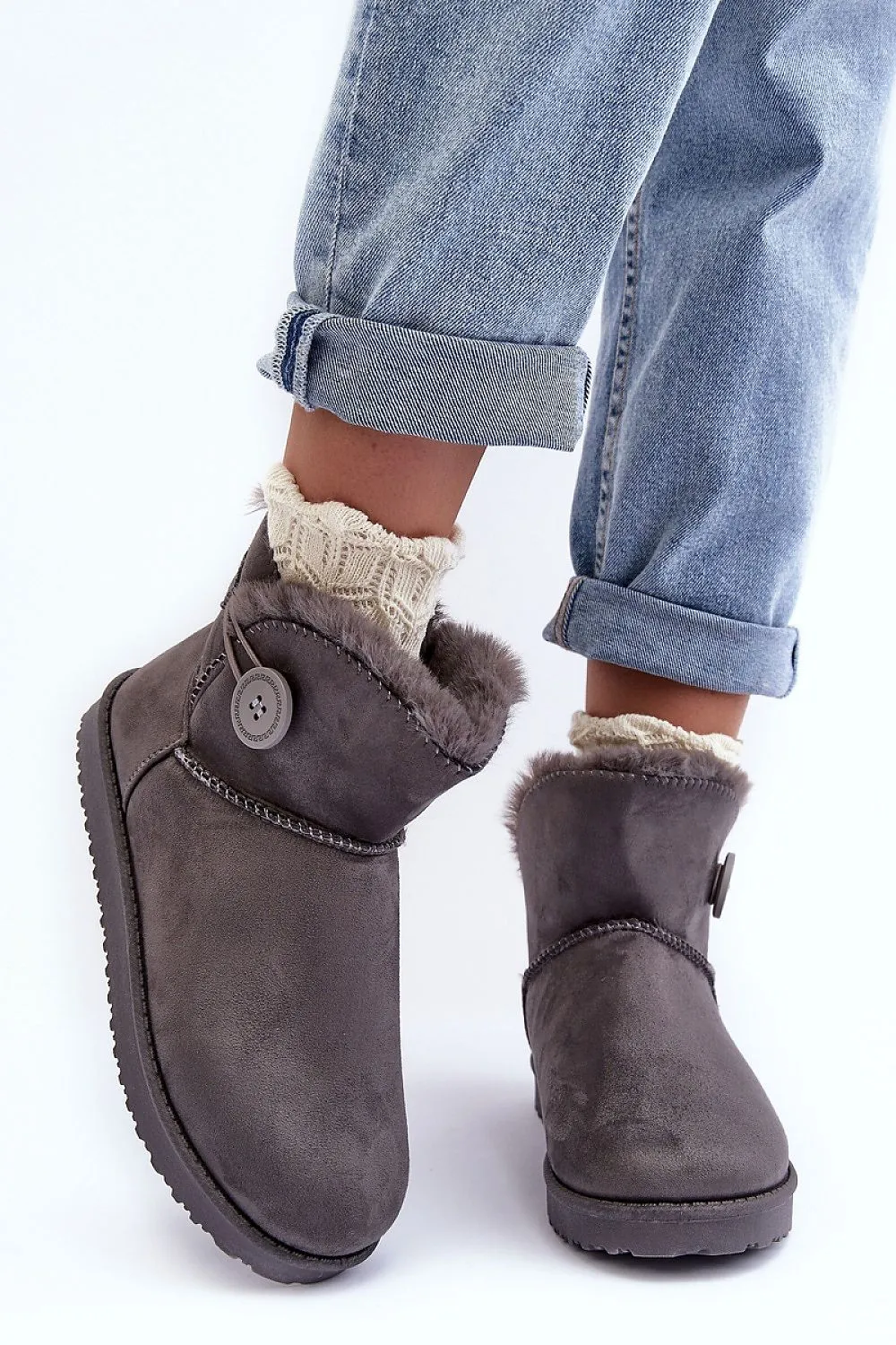 Snow boots