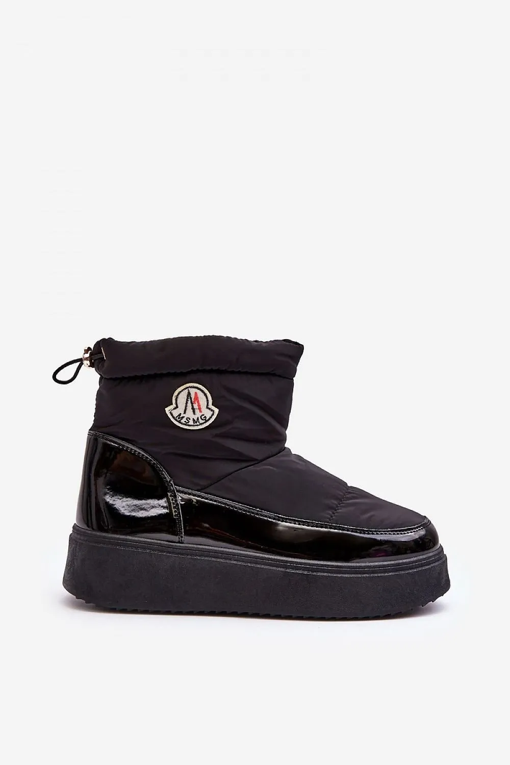 Snow boots
