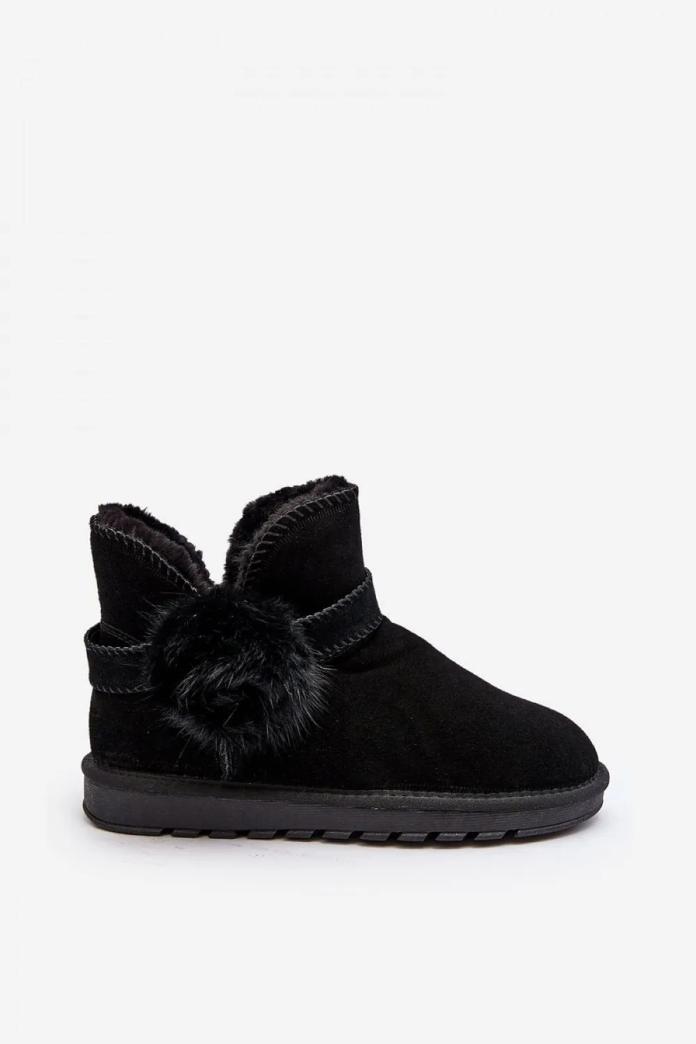 Snow boots