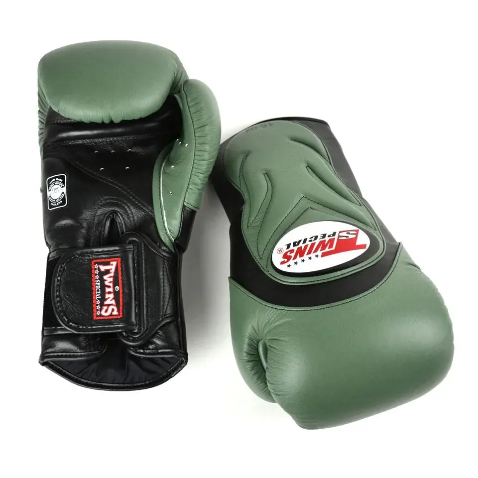 Twins Special Deluxe Sparring Gloves