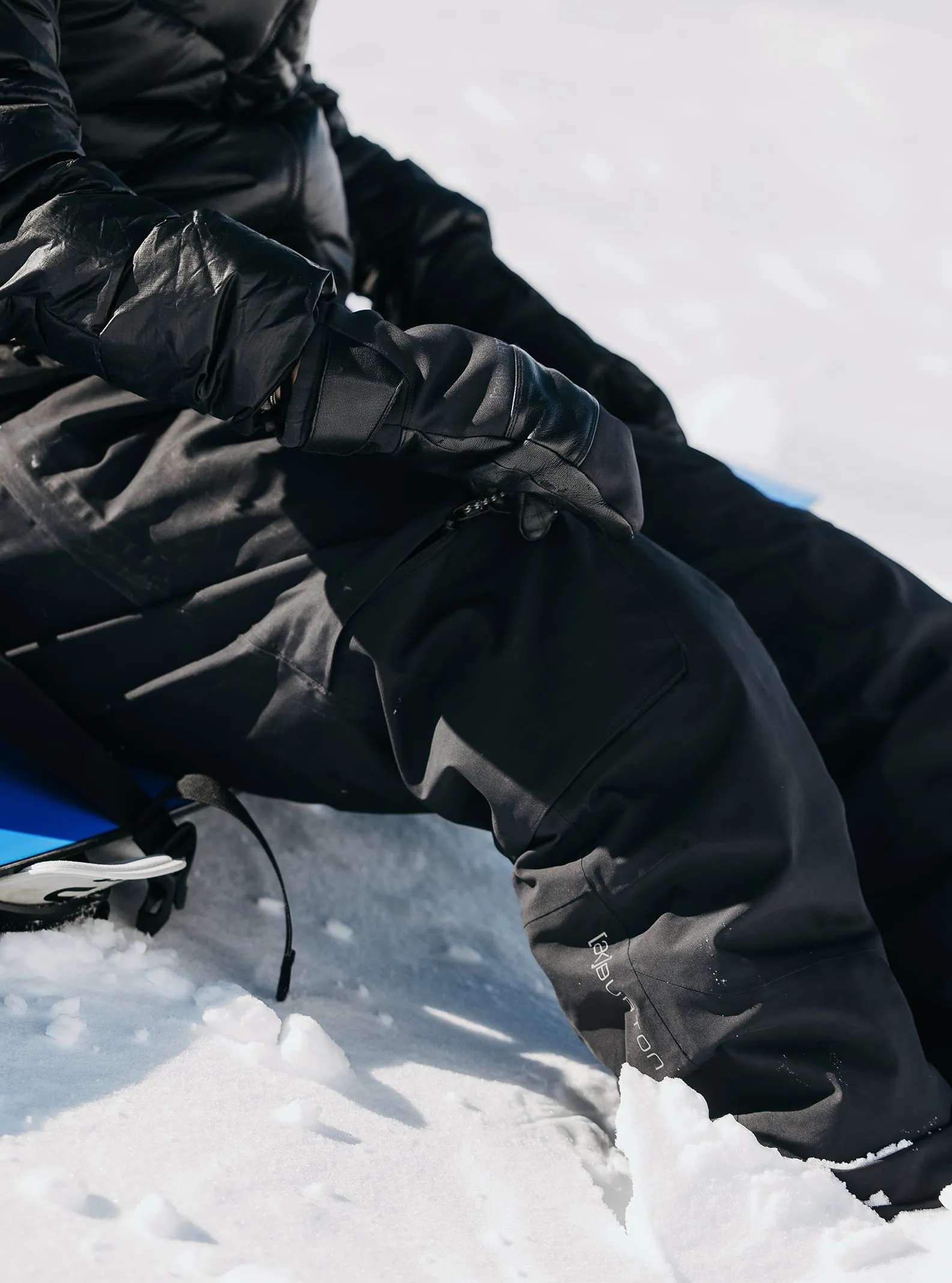 Women's [ak] Summit GORE-TEX Insulated 2L Pants 2023